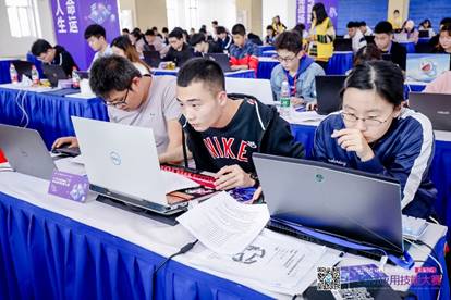 说明: D:\111aaa汤辉\培养方案 专业介绍\工程造价专业素材\学生参赛现场照片素材\施工赛项比赛现场4.JPG